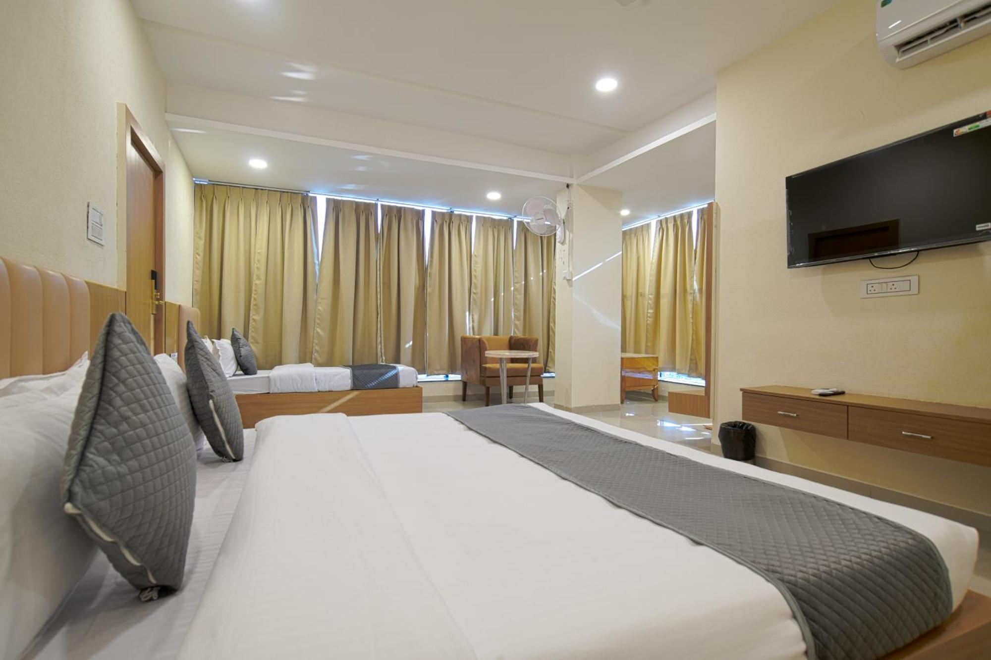 Hotel Shivlok Udždžain Pokoj fotografie