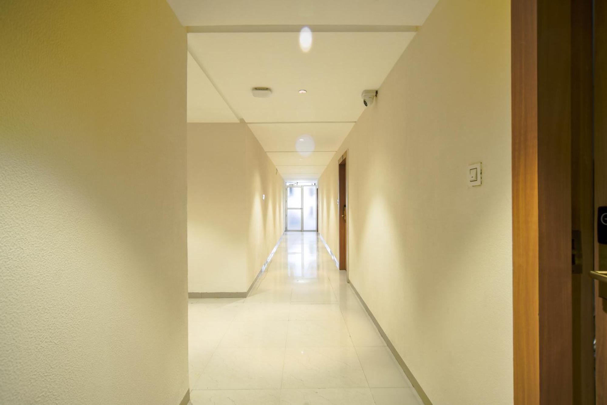 Hotel Shivlok Udždžain Exteriér fotografie