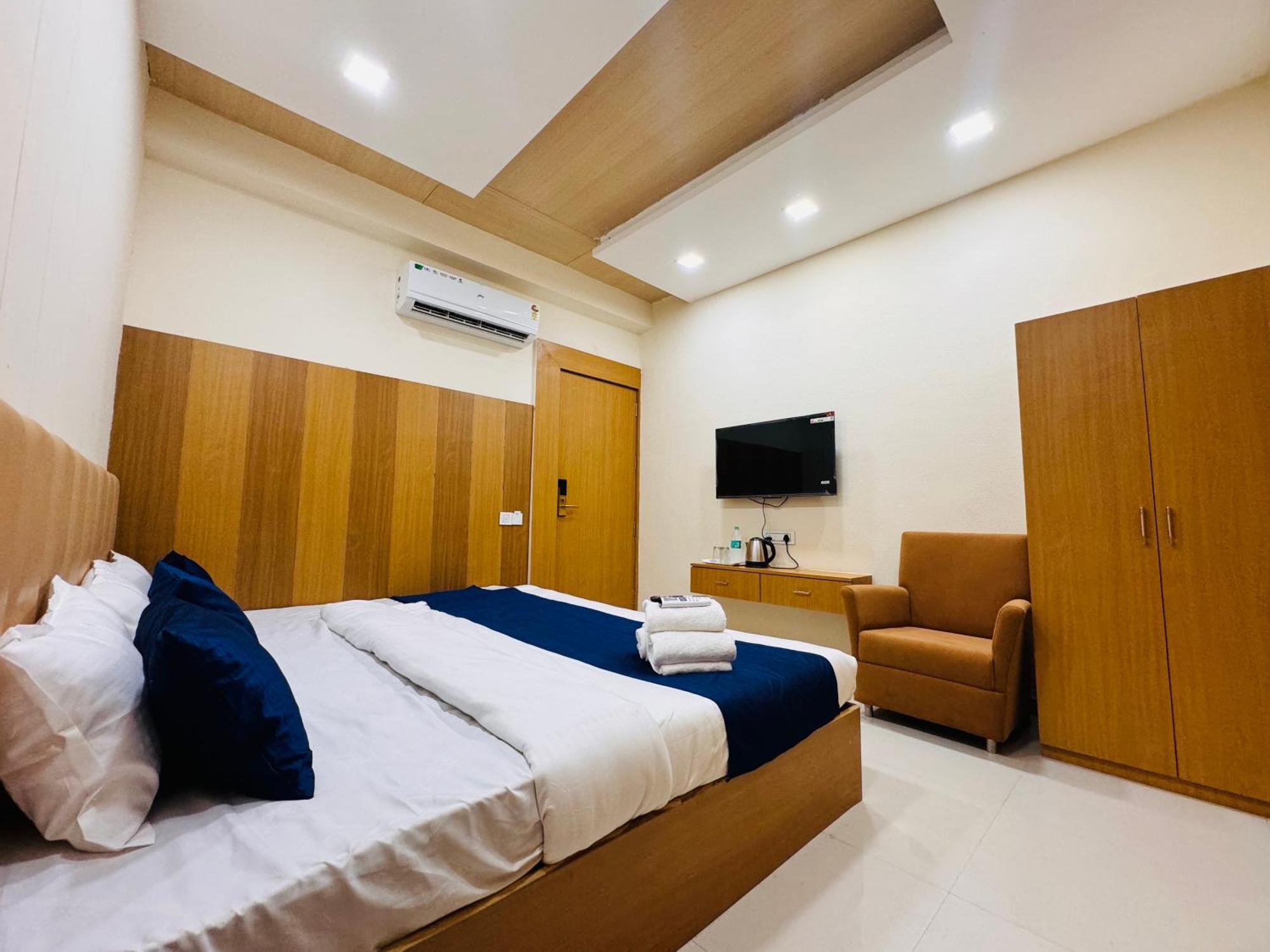 Hotel Shivlok Udždžain Pokoj fotografie